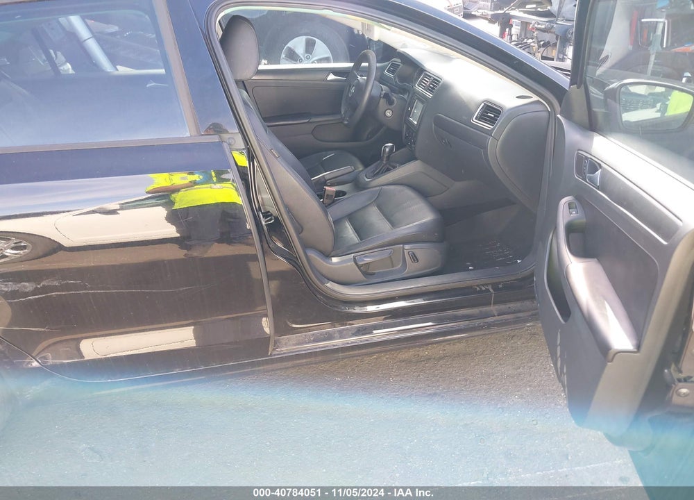 2014 VOLKSWAGEN JETTA 1.8T SE VIN: 3VWD07AJ4EM236671