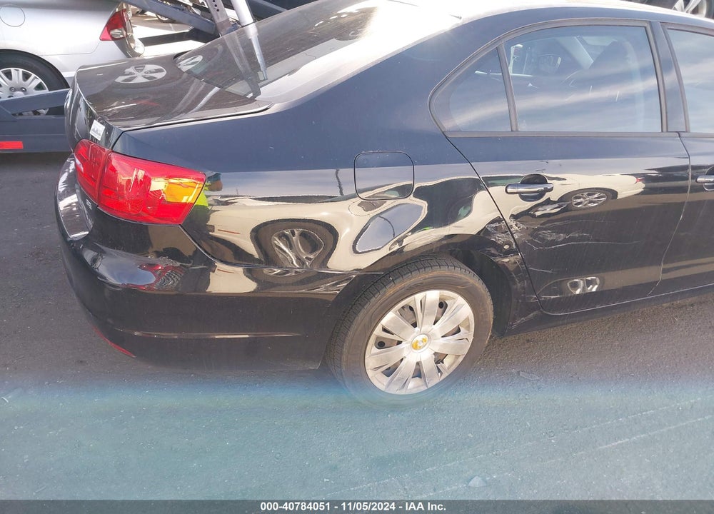 2014 VOLKSWAGEN JETTA 1.8T SE VIN: 3VWD07AJ4EM236671