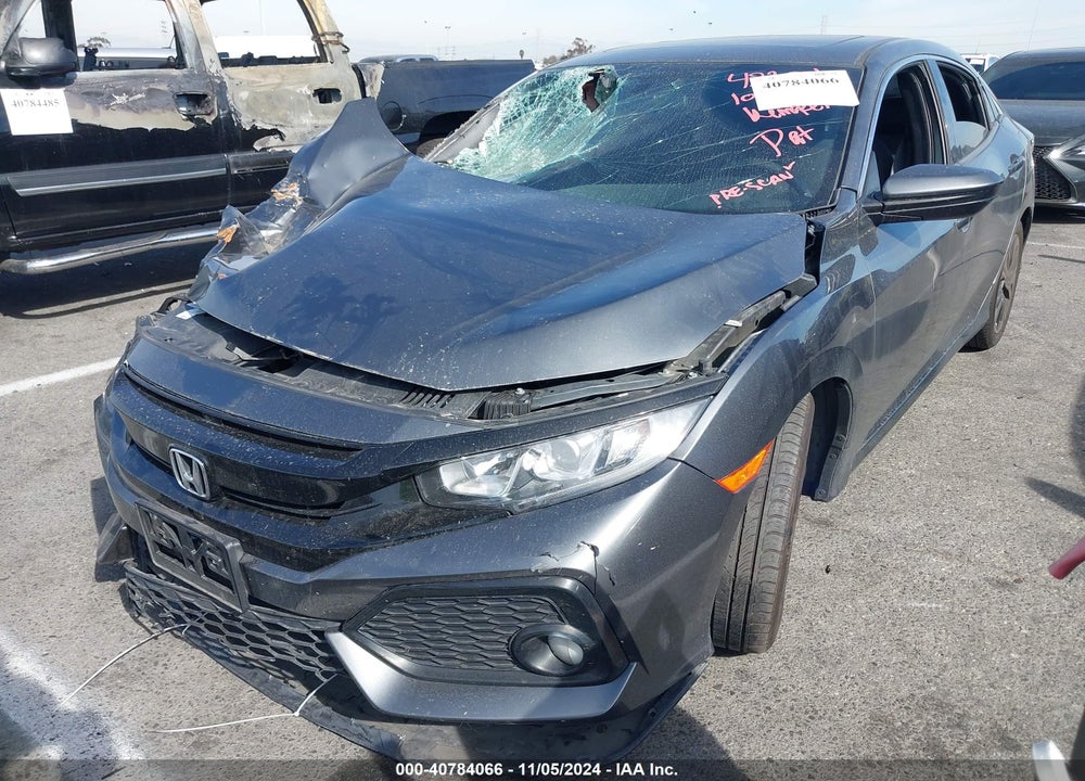 2018 HONDA CIVIC EX VIN: SHHFK7H52JU401483