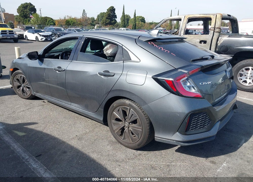 2018 HONDA CIVIC EX VIN: SHHFK7H52JU401483