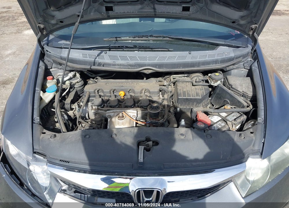 2010 HONDA CIVIC LX VIN: 19XFA1F55AE071283