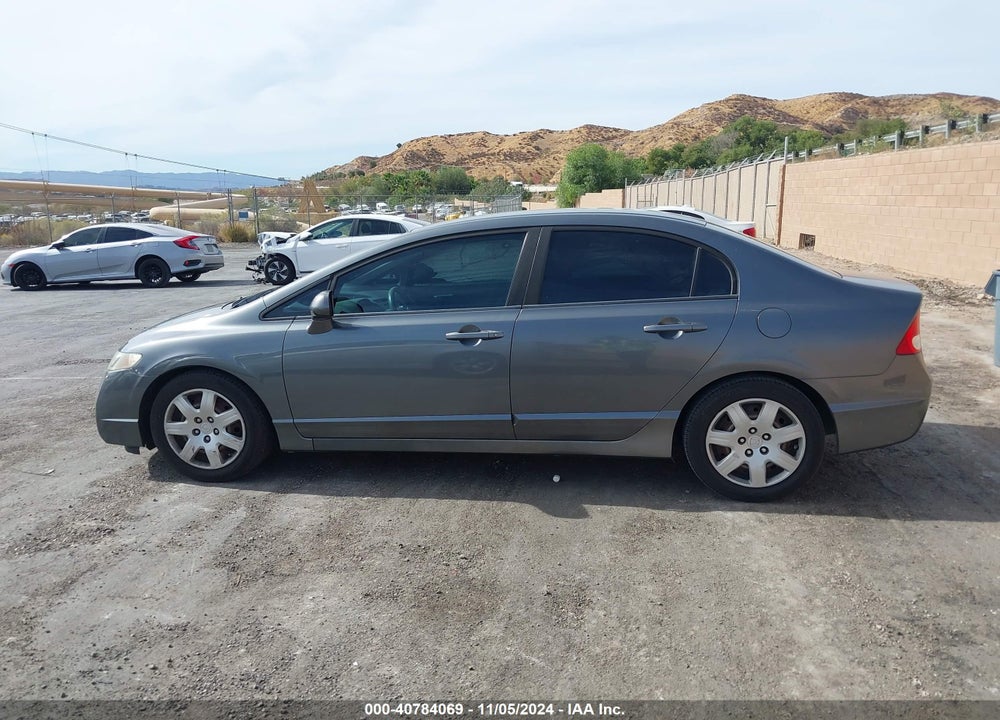 2010 HONDA CIVIC LX VIN: 19XFA1F55AE071283