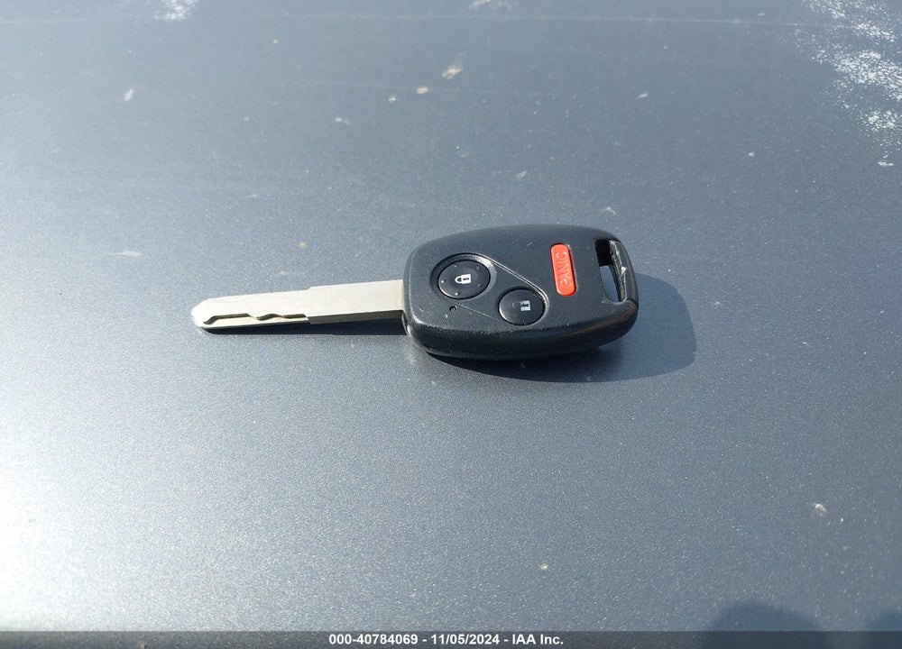 2010 HONDA CIVIC LX VIN: 19XFA1F55AE071283