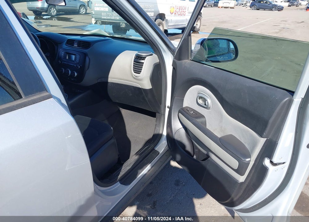 2016 KIA SOUL VIN: KNDJN2A2XG7853511