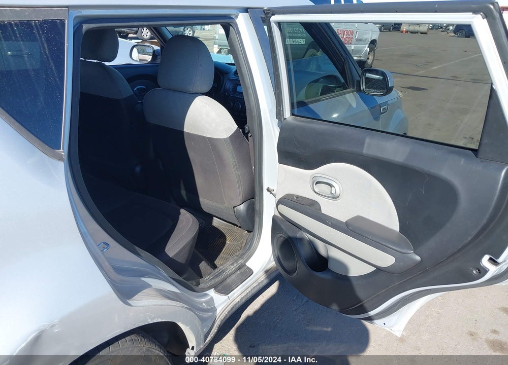 2016 KIA SOUL VIN: KNDJN2A2XG7853511