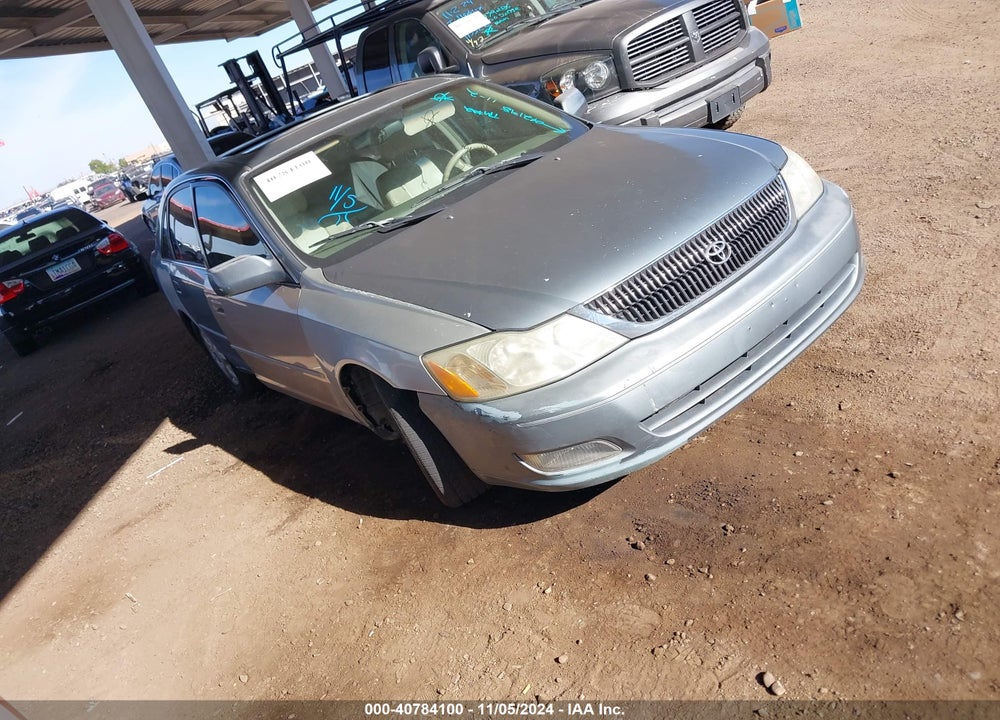 2000 TOYOTA AVALON XLS VIN: 4T1BF28B1YU042198
