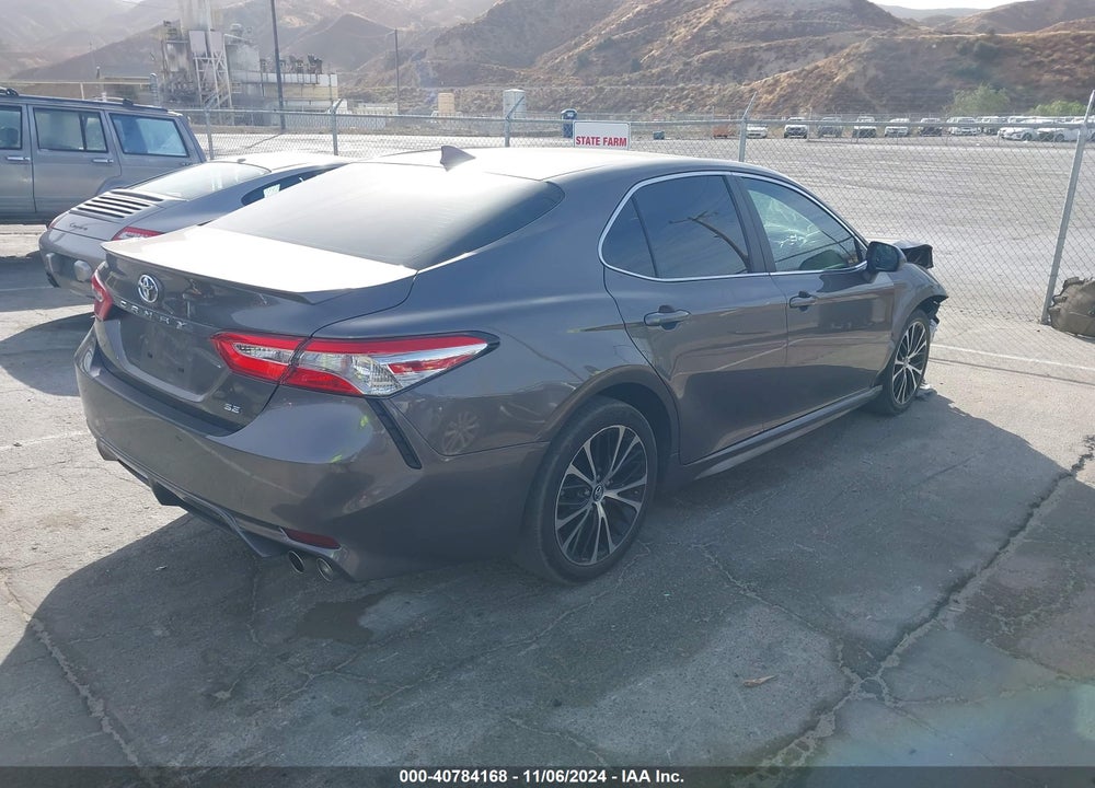 2020 TOYOTA CAMRY SE VIN: 4T1G11AK4LU895485