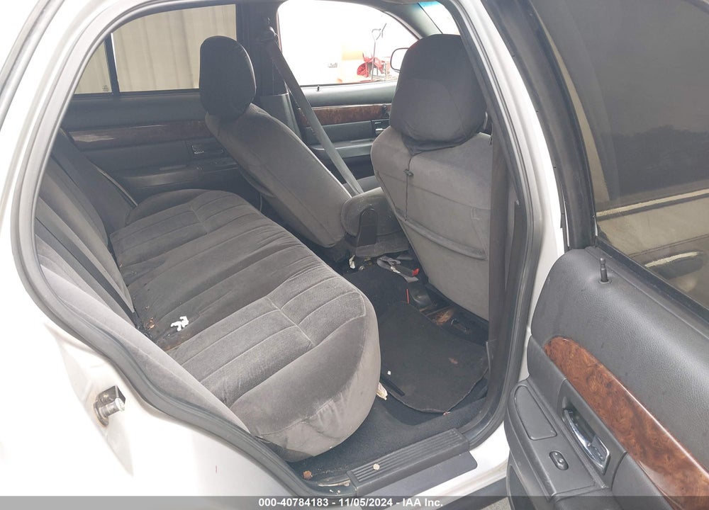 2007 MERCURY GRAND MARQUIS GS VIN: 2MEFM74V47X611611