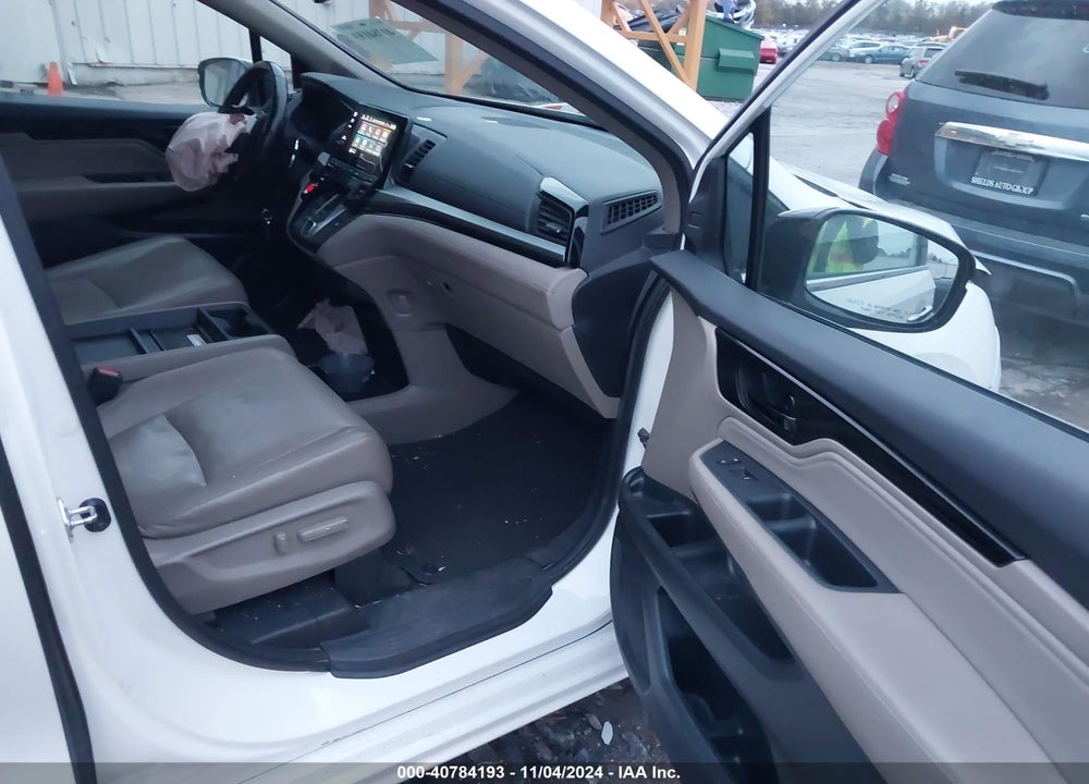 2018 HONDA ODYSSEY ELITE VIN: 5FNRL6H9XJB040318