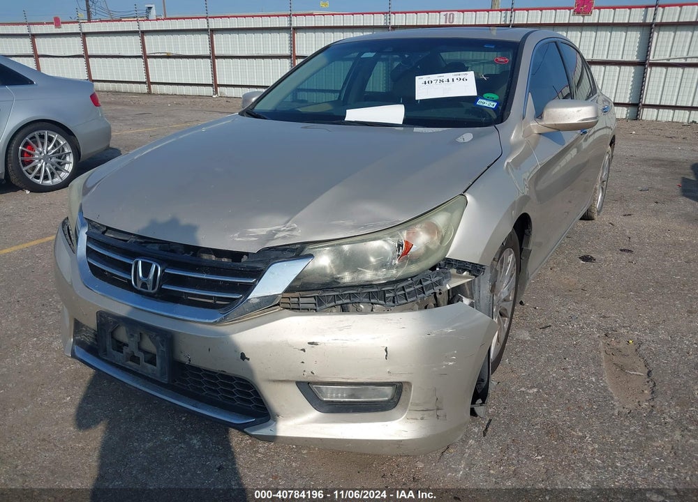 2013 HONDA ACCORD EX-L V-6 VIN: 1HGCR3F80DA042252