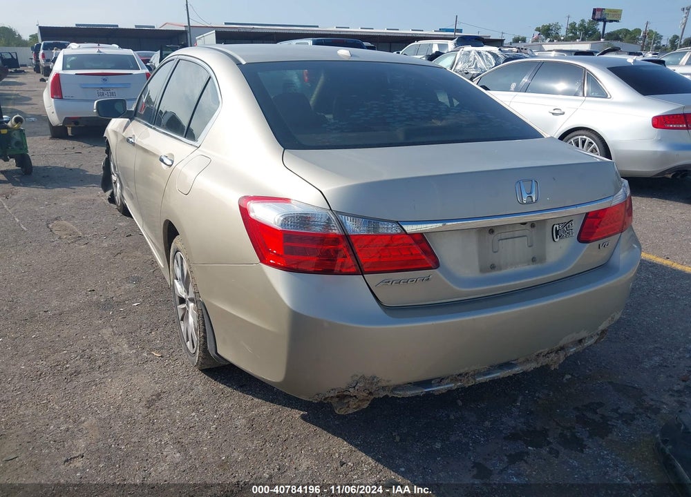 2013 HONDA ACCORD EX-L V-6 VIN: 1HGCR3F80DA042252