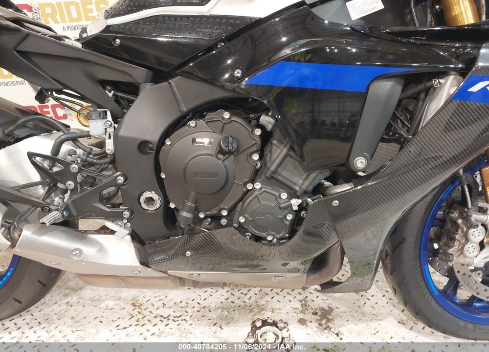 2022 YAMAHA YZFR1M VIN: JYARN67E9NA000539