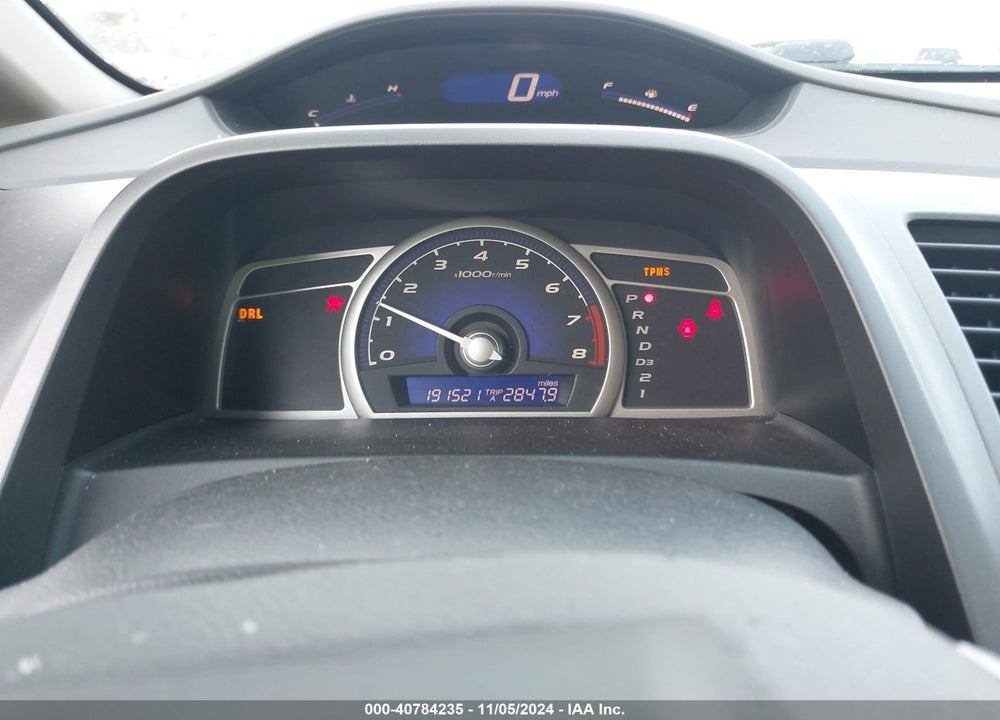 2010 HONDA CIVIC LX VIN: 19XFA1F50AE031323