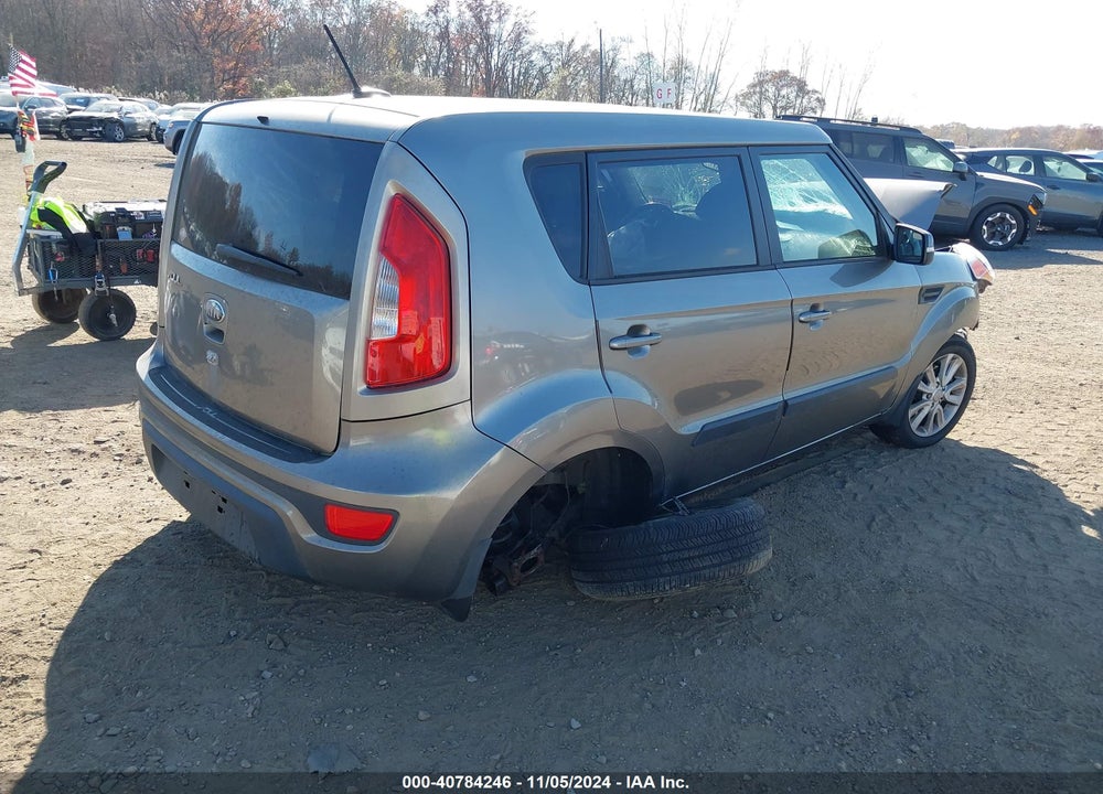 2013 KIA SOUL VIN: KNDJT2A67D7557284