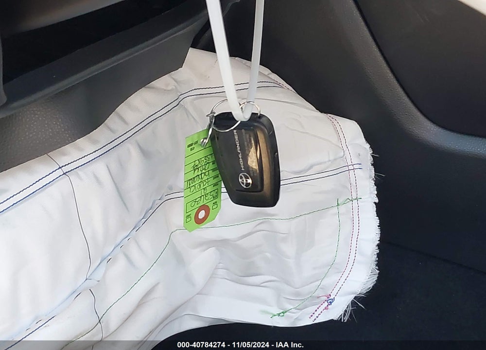 2021 TOYOTA HIGHLANDER L VIN: 5TDCZRBH9MS138987