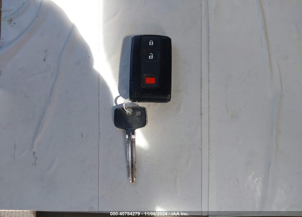 2007 TOYOTA PRIUS VIN: JTDKB20U177606751