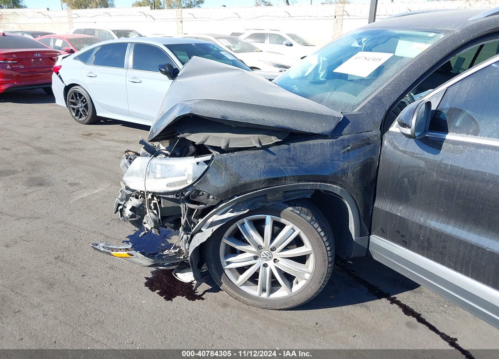 2014 VOLKSWAGEN TIGUAN SEL VIN: WVGAV3AX2EW606208