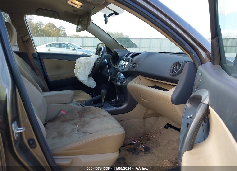 2011 TOYOTA RAV4 VIN: 2T3ZF4DV8BW070606