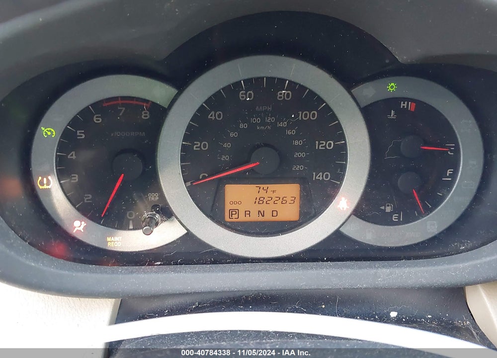2011 TOYOTA RAV4 VIN: 2T3ZF4DV8BW070606