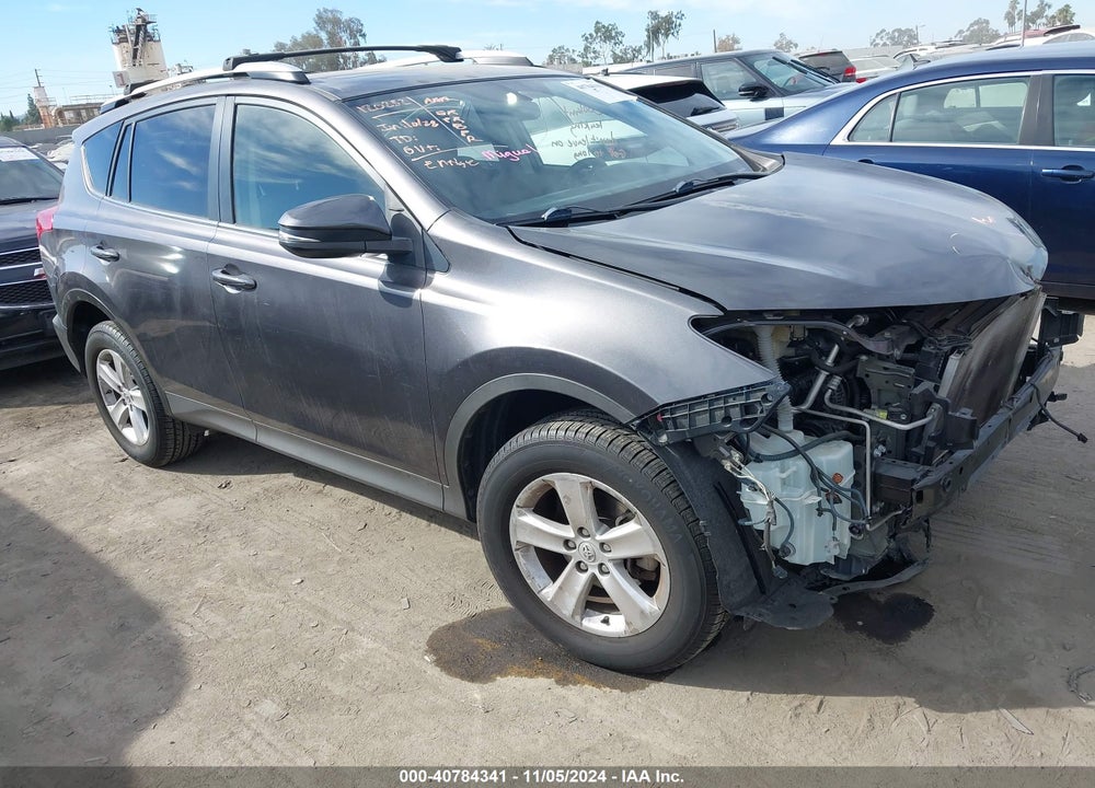 2013 TOYOTA RAV4 XLE VIN: JTMWFREV2D5002259