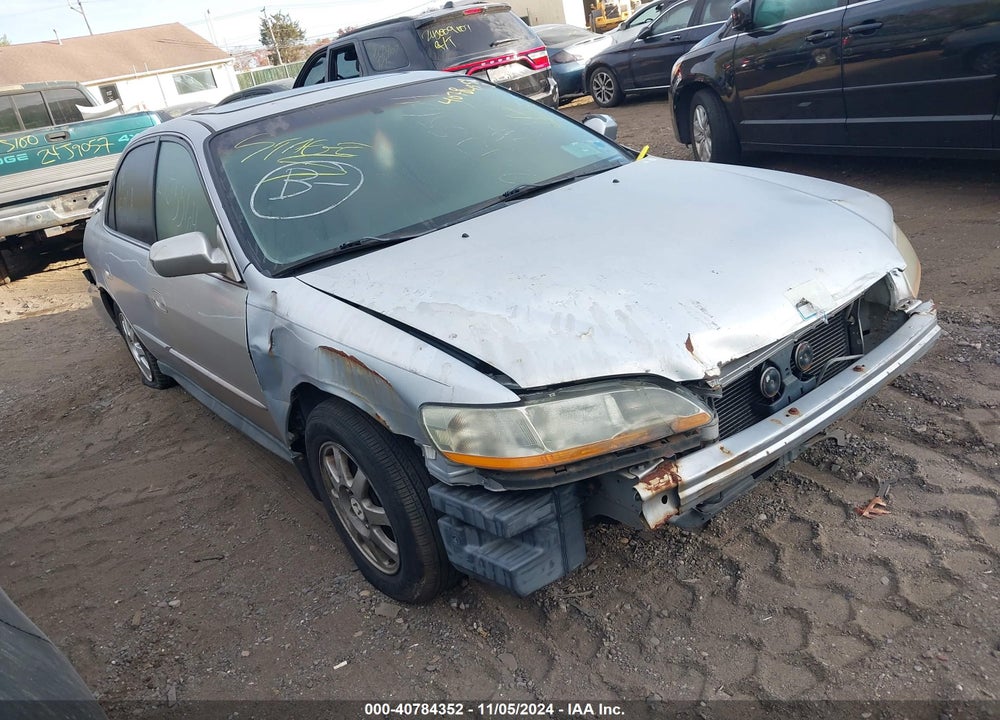 2002 HONDA ACCORD 2.3 SE VIN: 1HGCG56772A064626