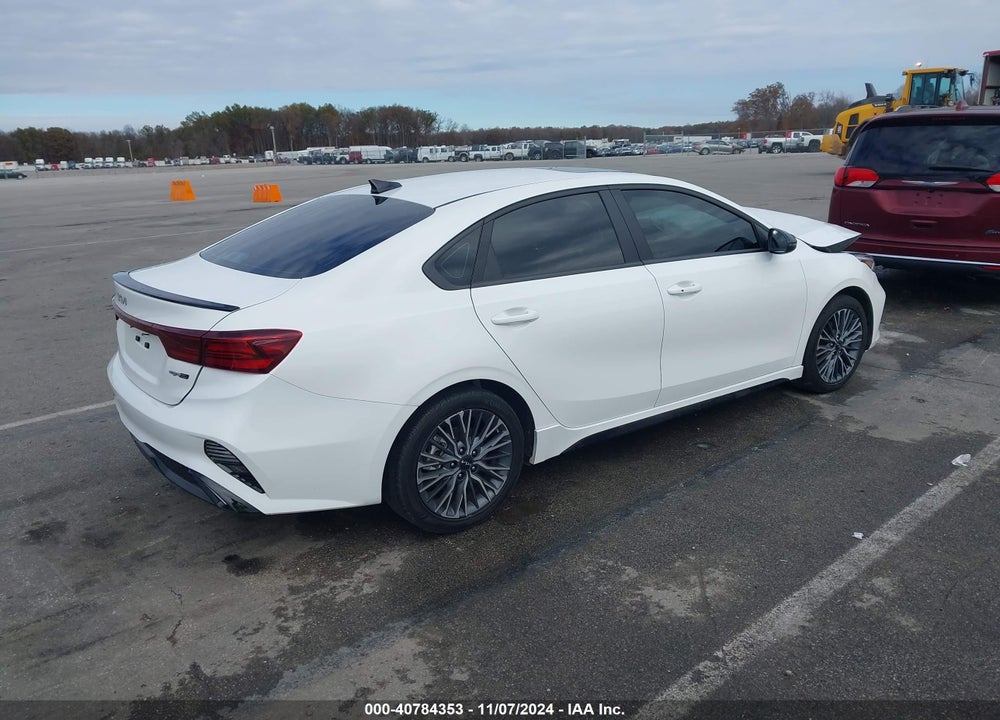 2023 KIA FORTE GT LINE VIN: 3KPF54AD0PE670069