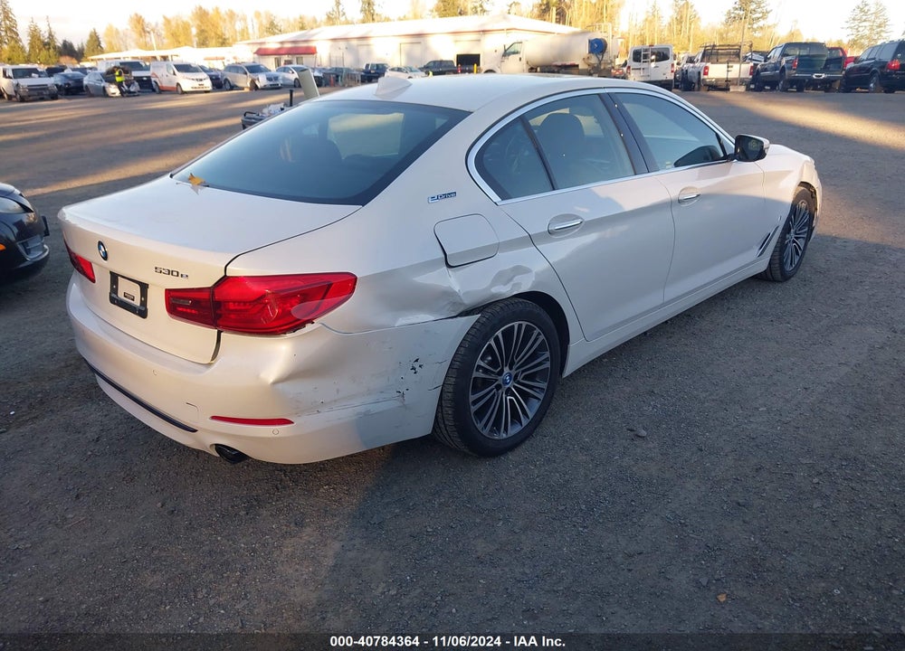 2018 BMW 530E XDRIVE IPERFORMANCE VIN: WBAJB1C53JB085446