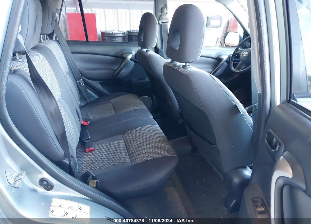 2005 TOYOTA RAV4 VIN: JTEHD20V950073918