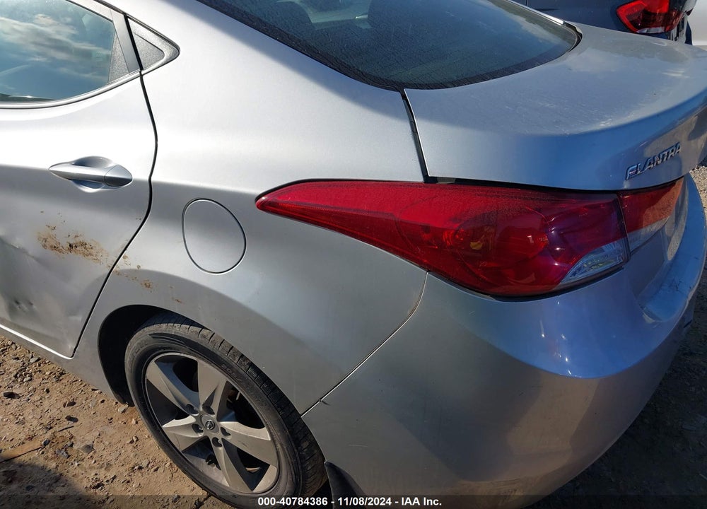 2013 HYUNDAI ELANTRA GLS VIN: KMHDH4AEXDU628587