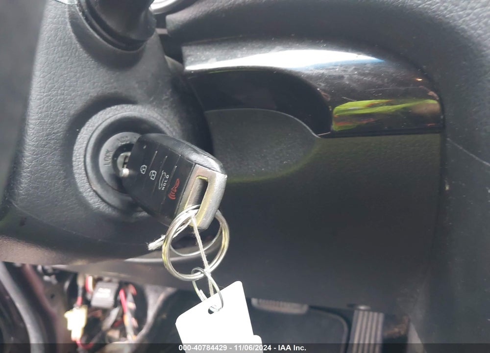 2015 KIA SORENTO LX VIN: 5XYKT3A65FG621855