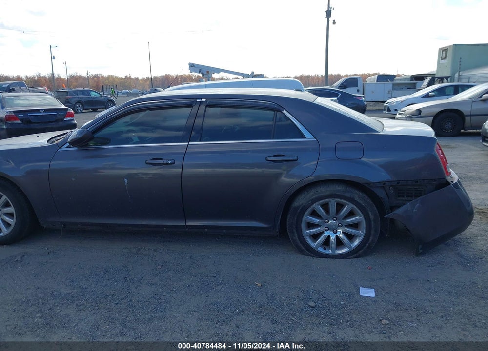 2013 CHRYSLER 300 MOTOWN VIN: 2C3CCAAG5DH589025