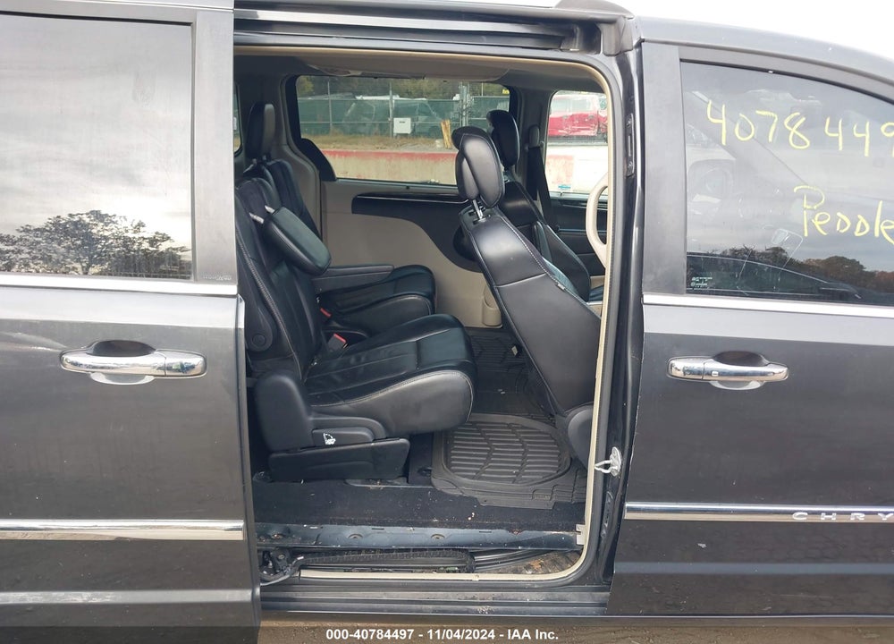 2011 CHRYSLER TOWN & COUNTRY LIMITED VIN: 2A4RR6DG0BR761024