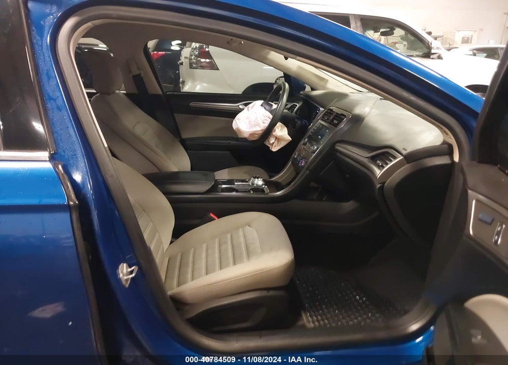 2018 FORD FUSION S VIN: 3FA6P0G73JR129012