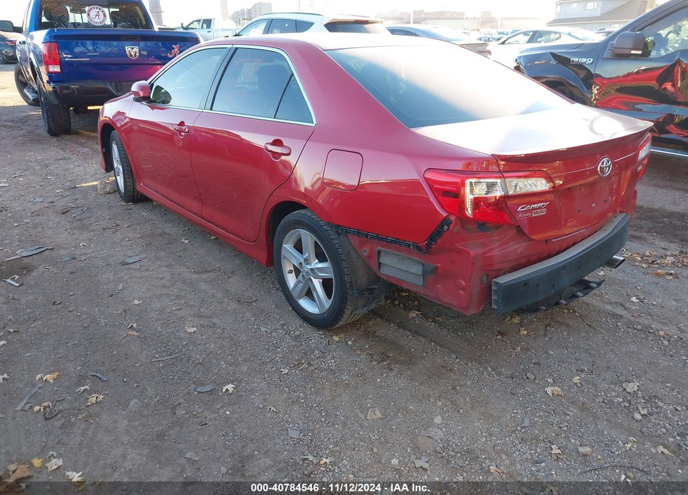2014 TOYOTA CAMRY SE VIN: 4T1BF1FK7EU802210