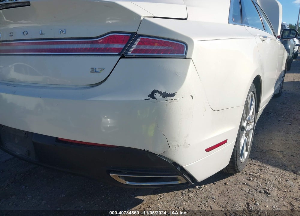2013 LINCOLN MKZ VIN: 3LN6L2GK8DR812474