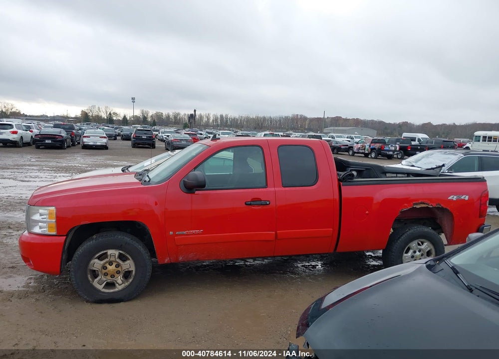 2007 CHEVROLET SILVERADO 1500 LT2 VIN: 2GCFK19Y471675688