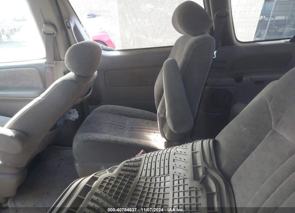 2001 TOYOTA SIENNA LE VIN: 4T3ZF13C51U403437