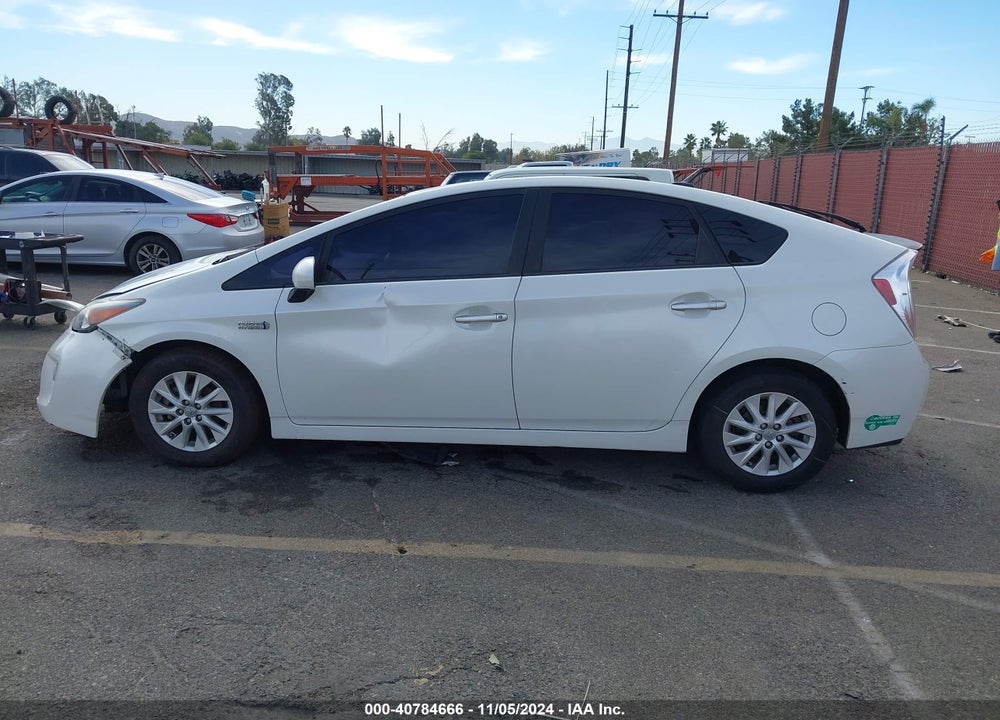 2014 TOYOTA PRIUS PLUG-IN VIN: JTDKN3DP9E3059055