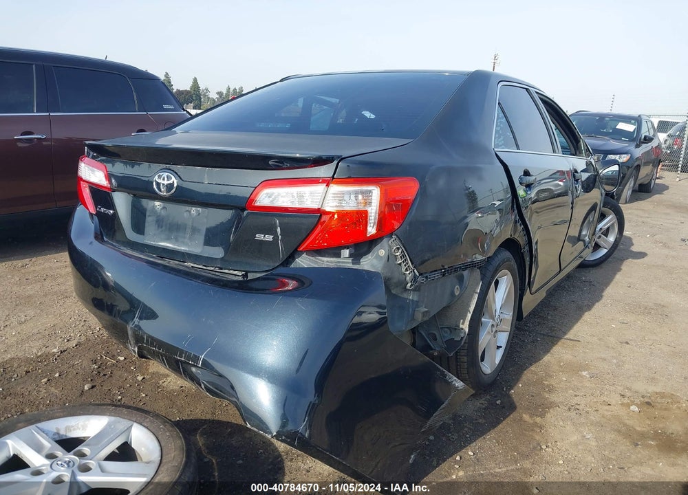 2014 TOYOTA CAMRY SE VIN: 4T1BF1FK4EU353911