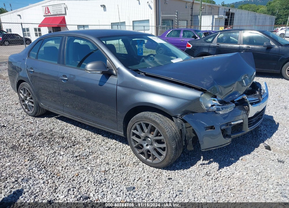 2010 VOLKSWAGEN JETTA S VIN: 3VWJX7AJ3AM080082