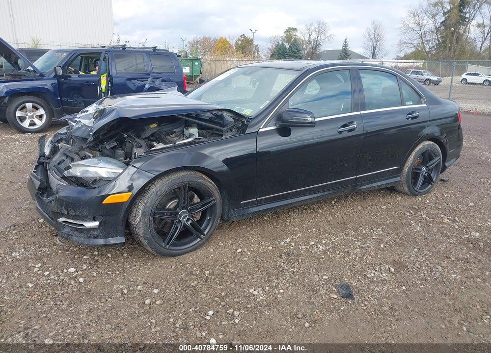 2014 MERCEDES-BENZ C 300 C 300 LUXURY/SPORT 4MATIC VIN: WDDGF8ABXER310063