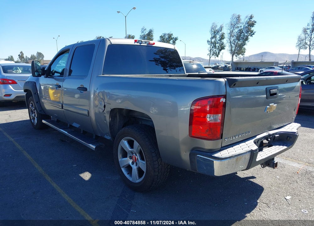 2007 CHEVROLET SILVERADO 1500 LT1 VIN: 3GCEC13J17G536839