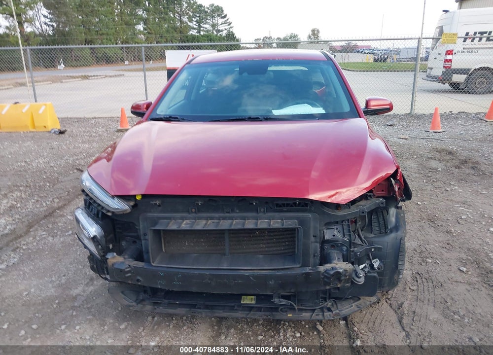 2019 HYUNDAI KONA SE VIN: KM8K12AAXKU198487