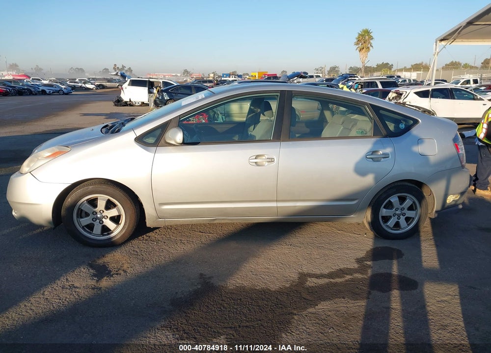 2004 TOYOTA PRIUS VIN: JTDKB20U540103714