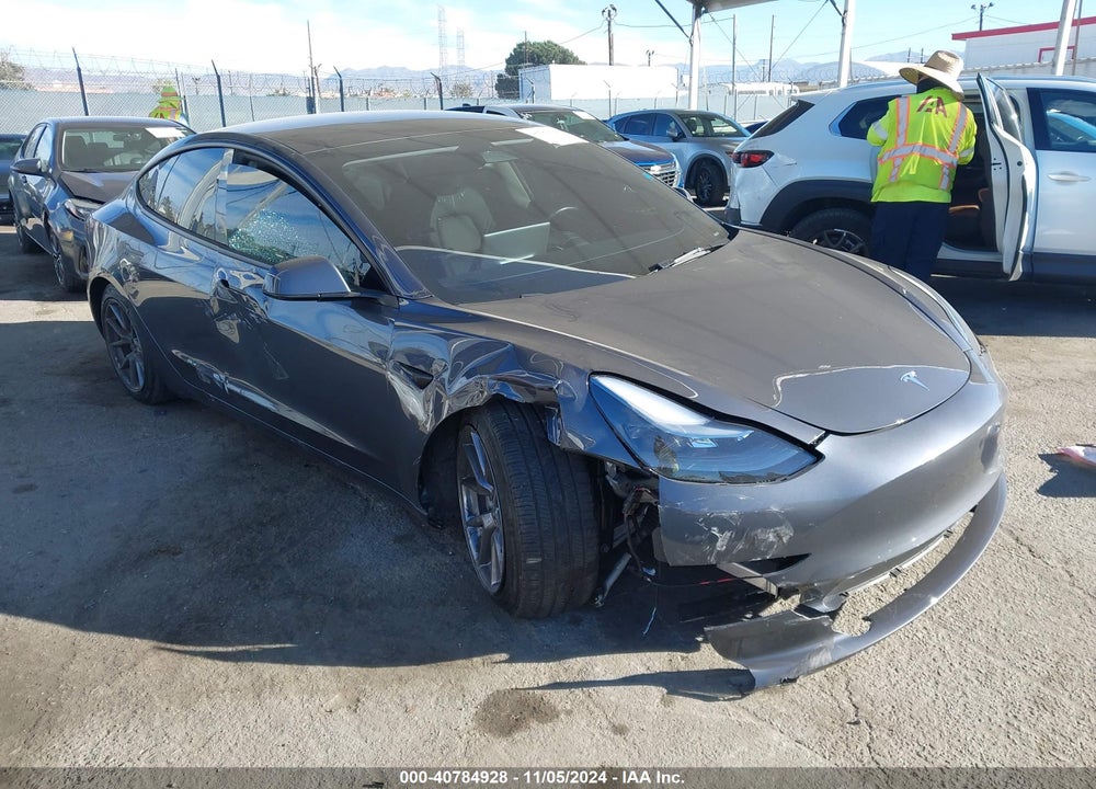 2023 TESLA MODEL 3 LONG RANGE DUAL MOTOR ALL-WHEEL DRIVE VIN: 5YJ3E1EB3PF636082