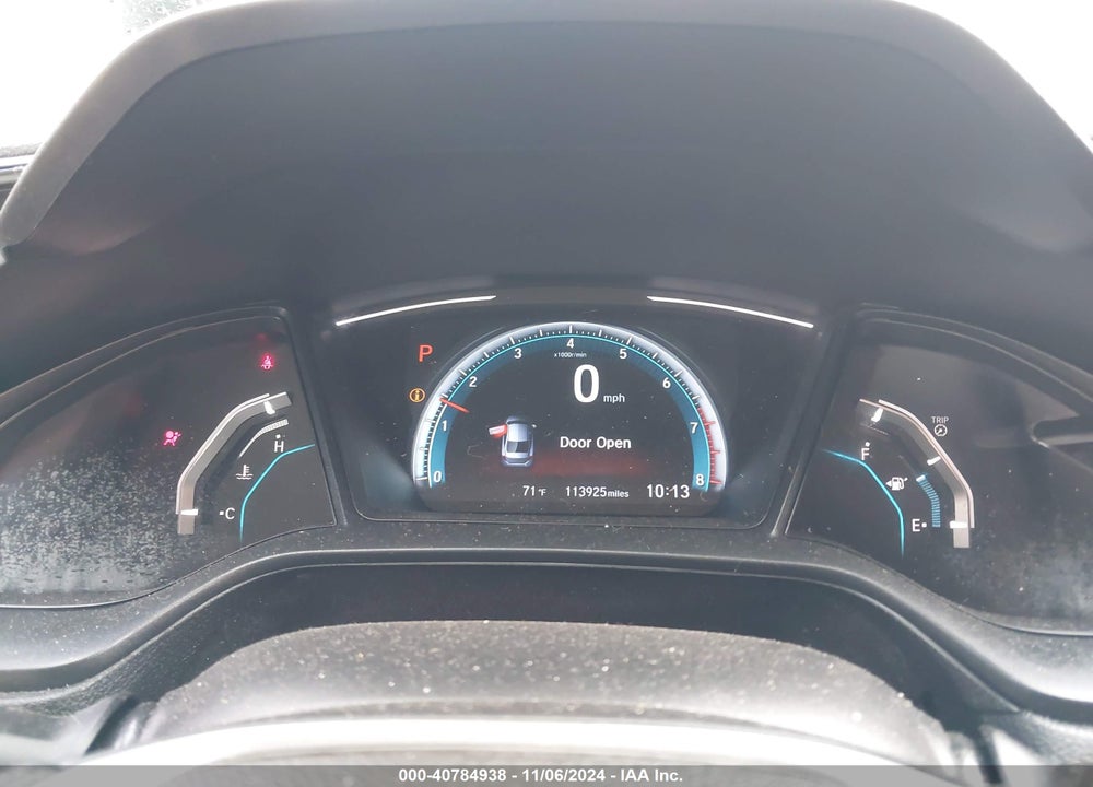2019 HONDA CIVIC LX VIN: 19XFC2F60KE032479