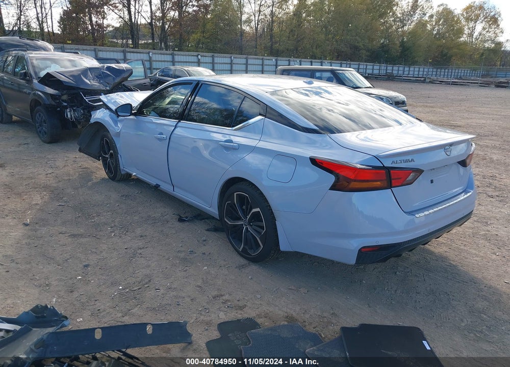 2023 NISSAN ALTIMA SR FWD VIN: 1N4BL4CV3PN361577