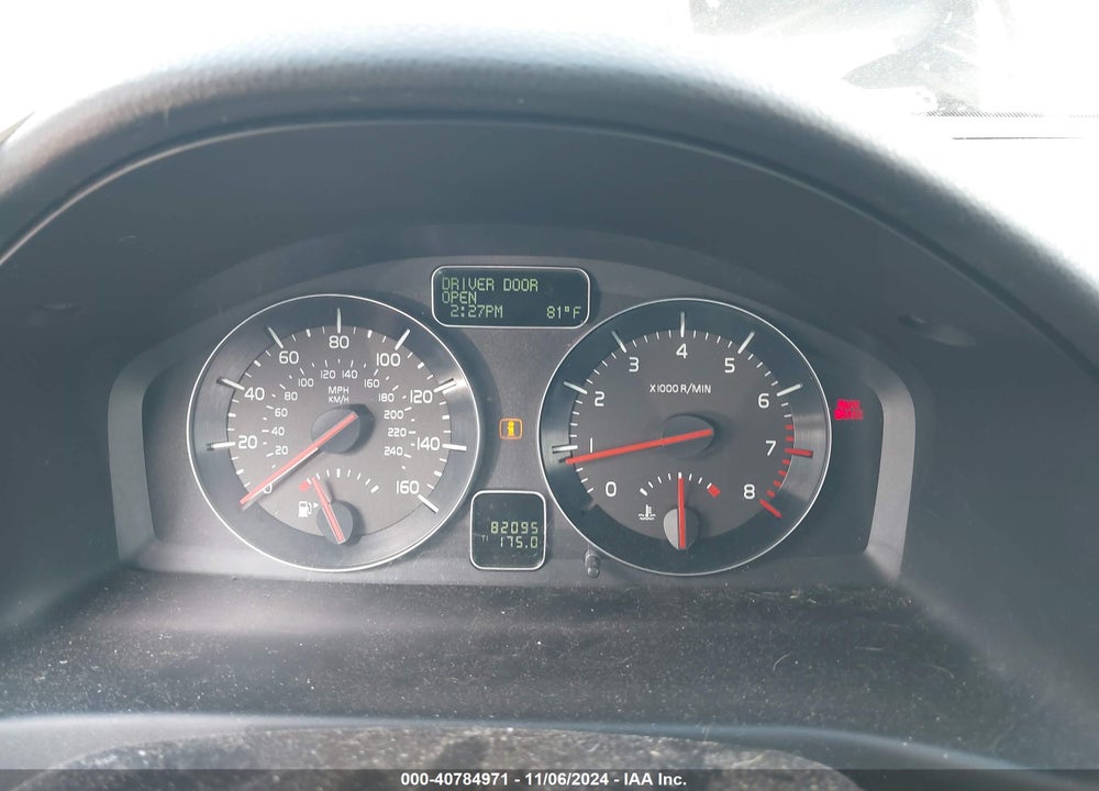2013 VOLVO C30 T5 VIN: YV1672MK4D2309245