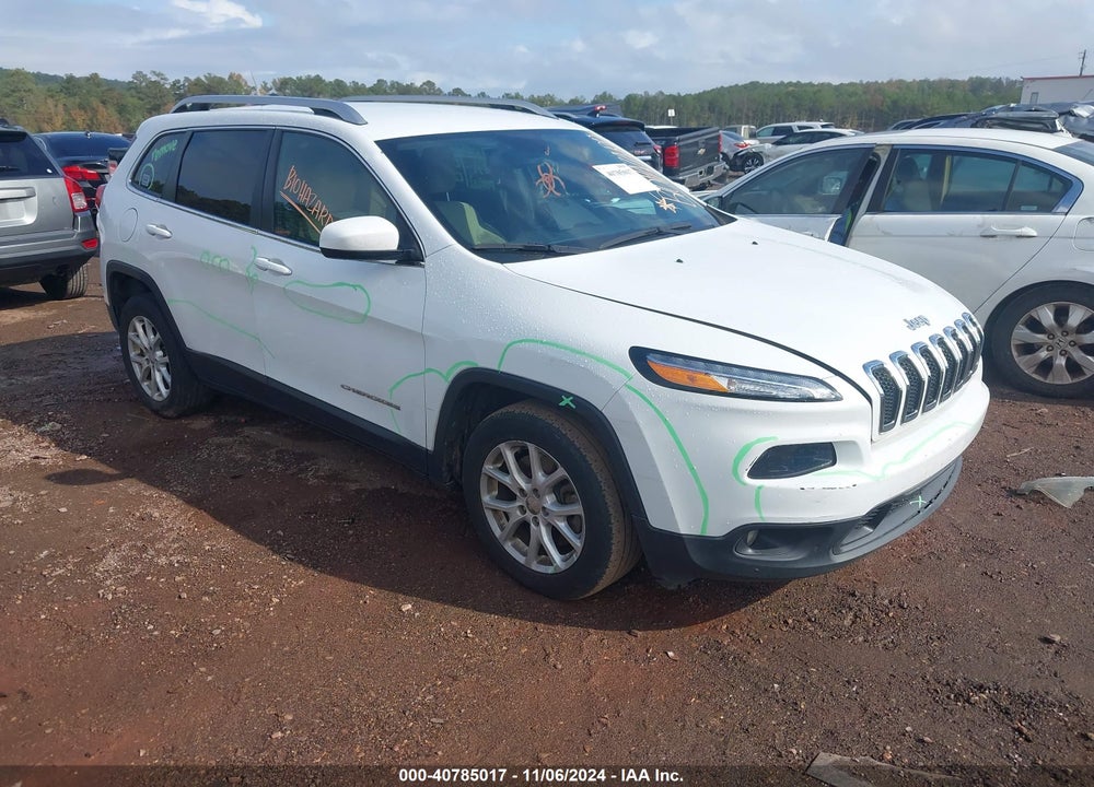 2015 JEEP CHEROKEE LATITUDE VIN: 1C4PJLCB3FW637447