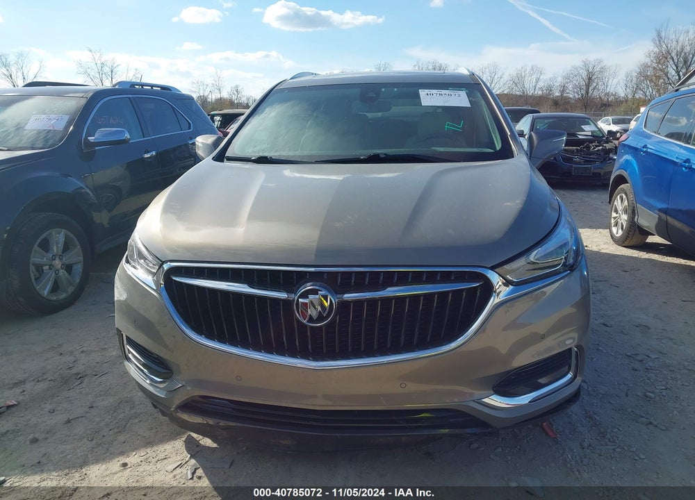 2018 BUICK ENCLAVE PREMIUM VIN: 5GAEVBKW8JJ137768